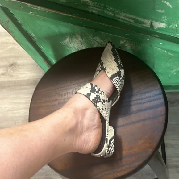 Vince Camuto Black and Cream Snake Print Mules - Picture 7 of 7
